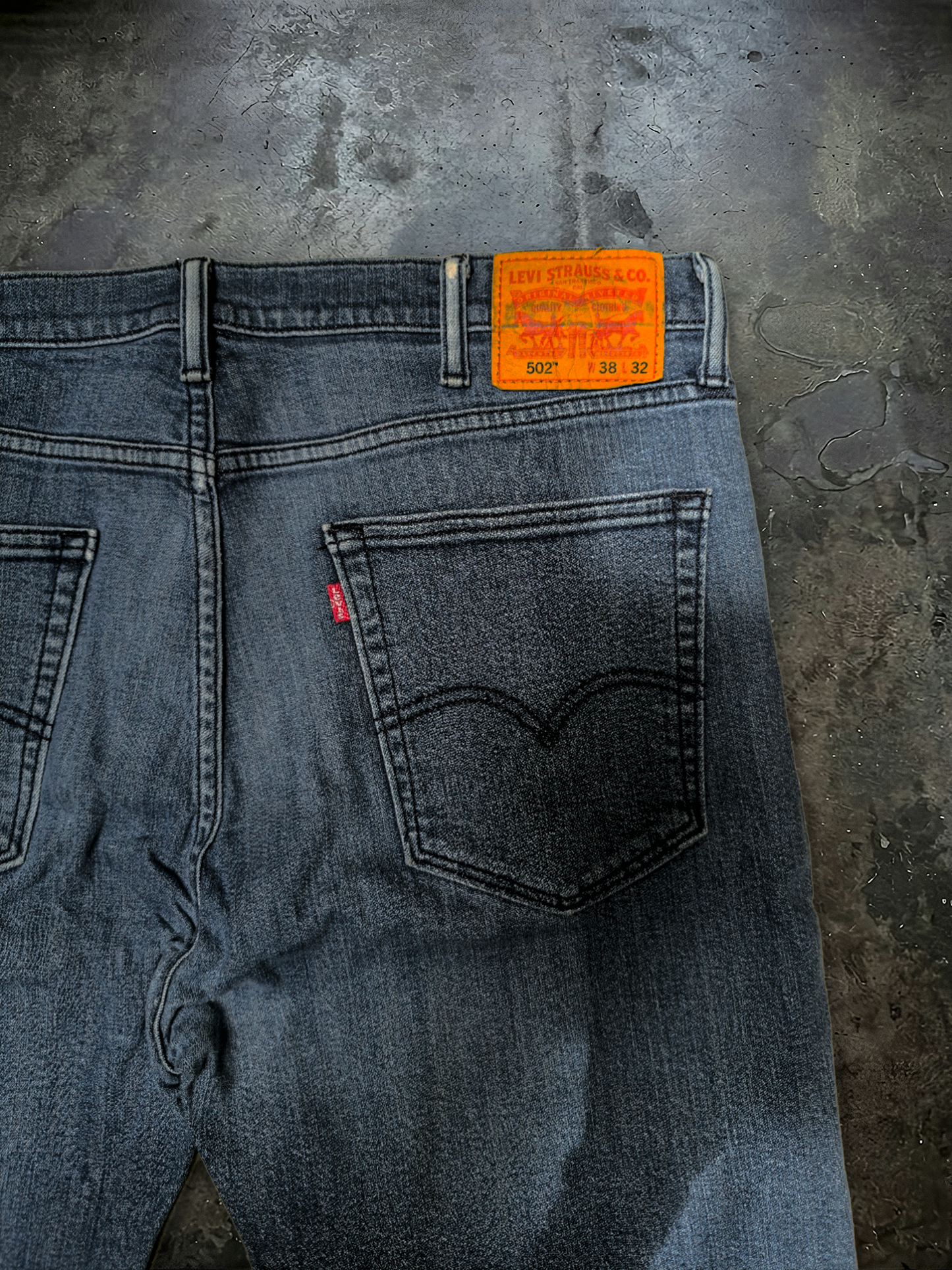 Jean Levi's ( T38/32 )