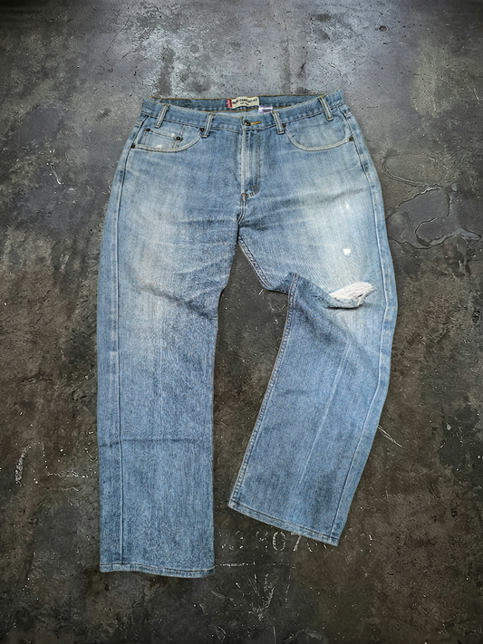 Jean Levi's (Ψ36/32)