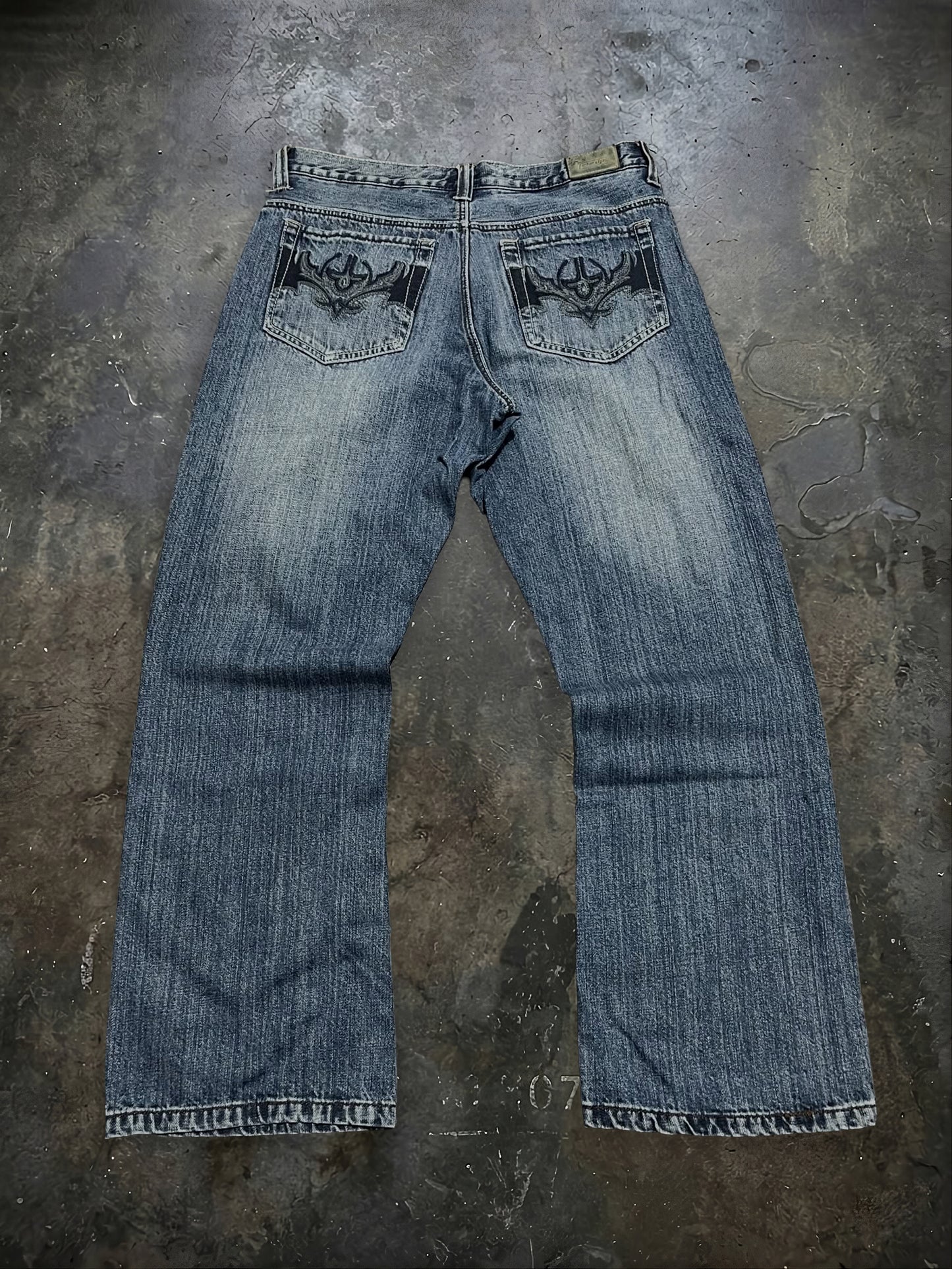 Vaqueros acampanados ( Ψ32/32 )