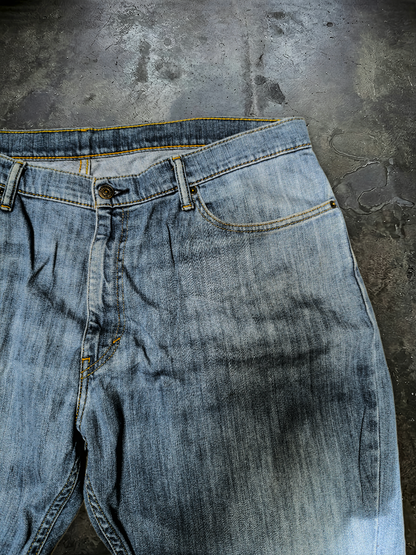 Jean Levi's (Ψ36/32)