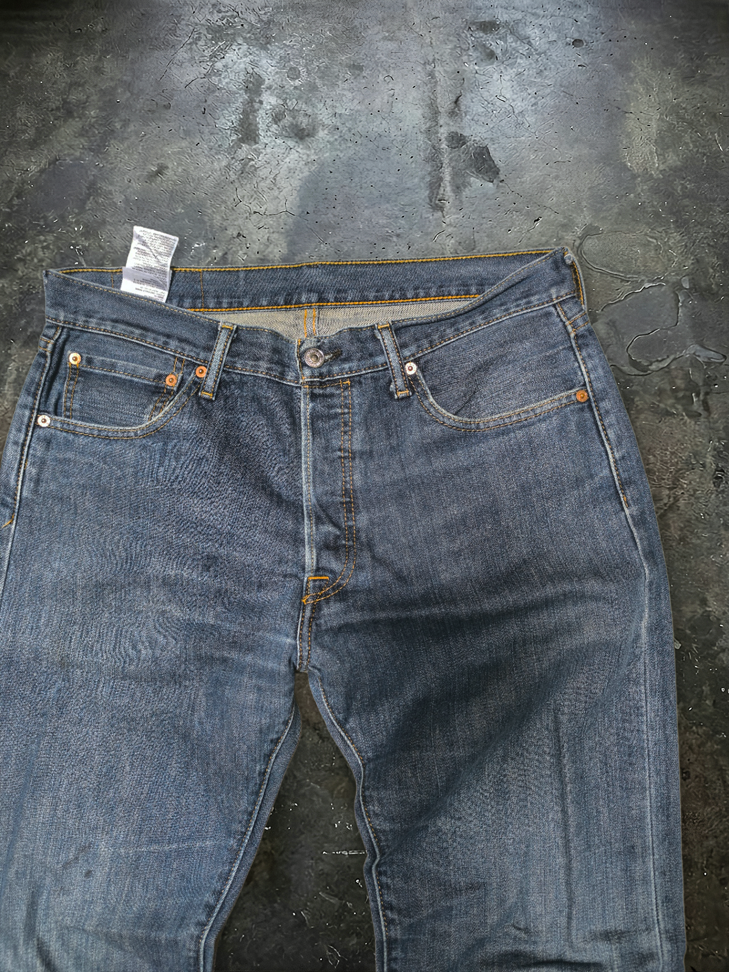 Jean Levi's ( T32/32 )