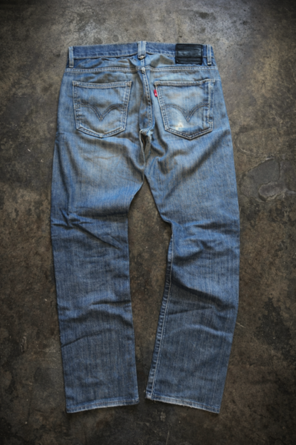 Jean Levi's (Ψ30/32)